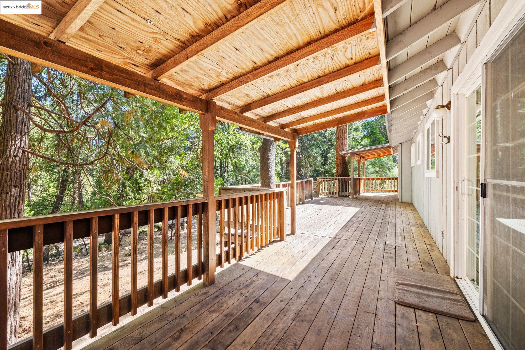 Detail Gallery Image 15 of 30 For 22977 Hawk Ln, Twain Harte,  CA 95383 - 2 Beds | 2 Baths