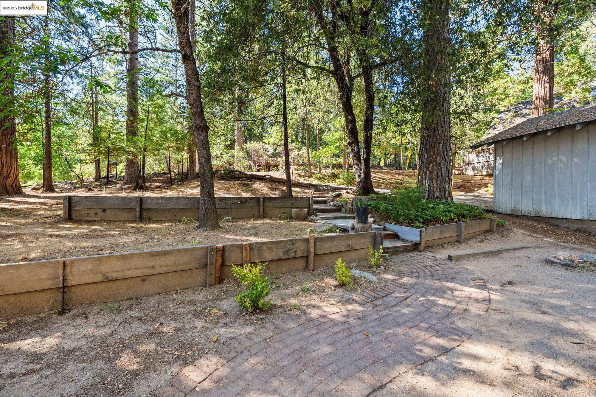 Detail Gallery Image 21 of 30 For 22977 Hawk Ln, Twain Harte,  CA 95383 - 2 Beds | 2 Baths