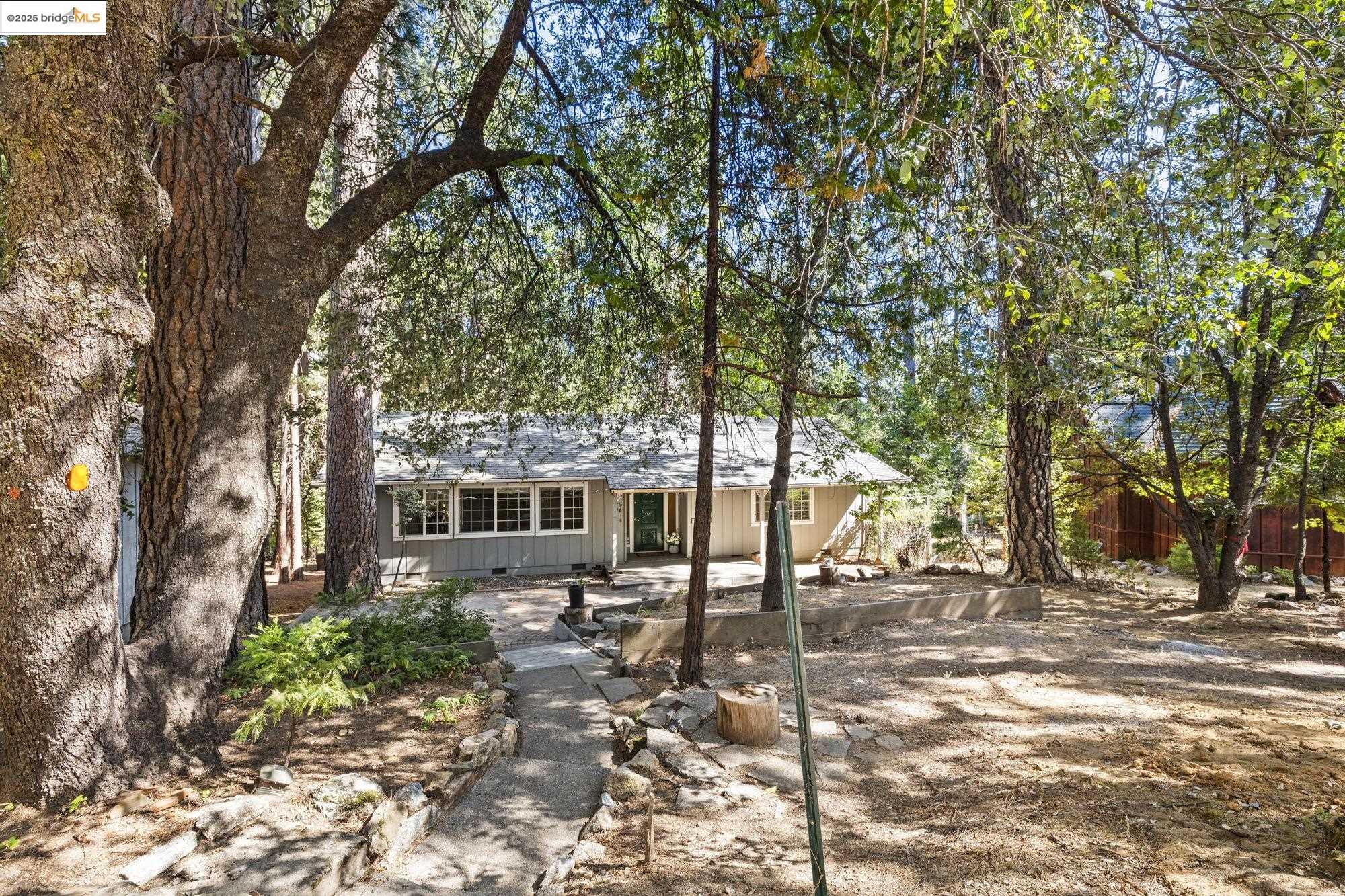 Detail Gallery Image 22 of 30 For 22977 Hawk Ln, Twain Harte,  CA 95383 - 2 Beds | 2 Baths