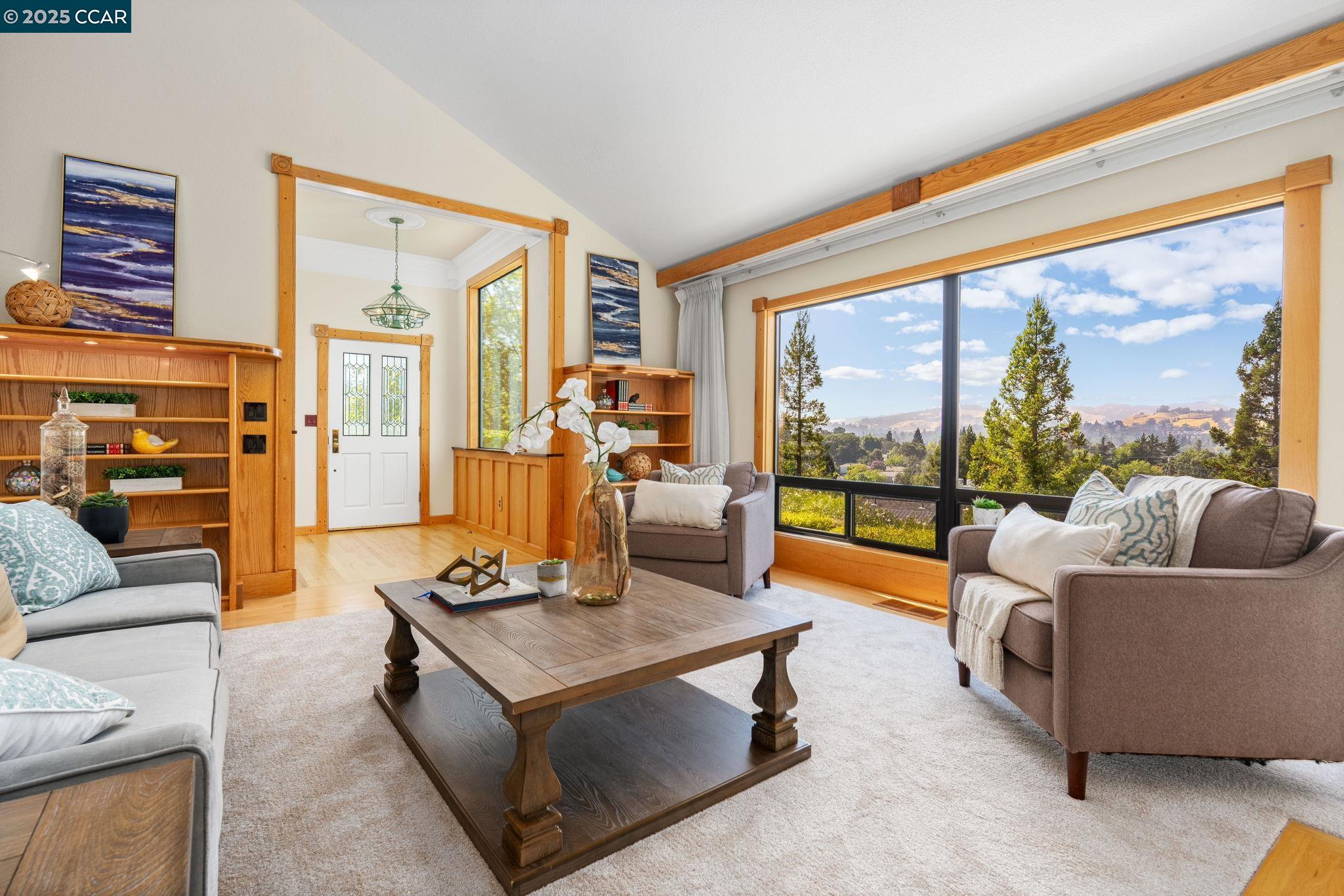 Detail Gallery Image 2 of 38 For 151 Spyrock Ct, Walnut Creek,  CA 94595 - 4 Beds | 2/1 Baths