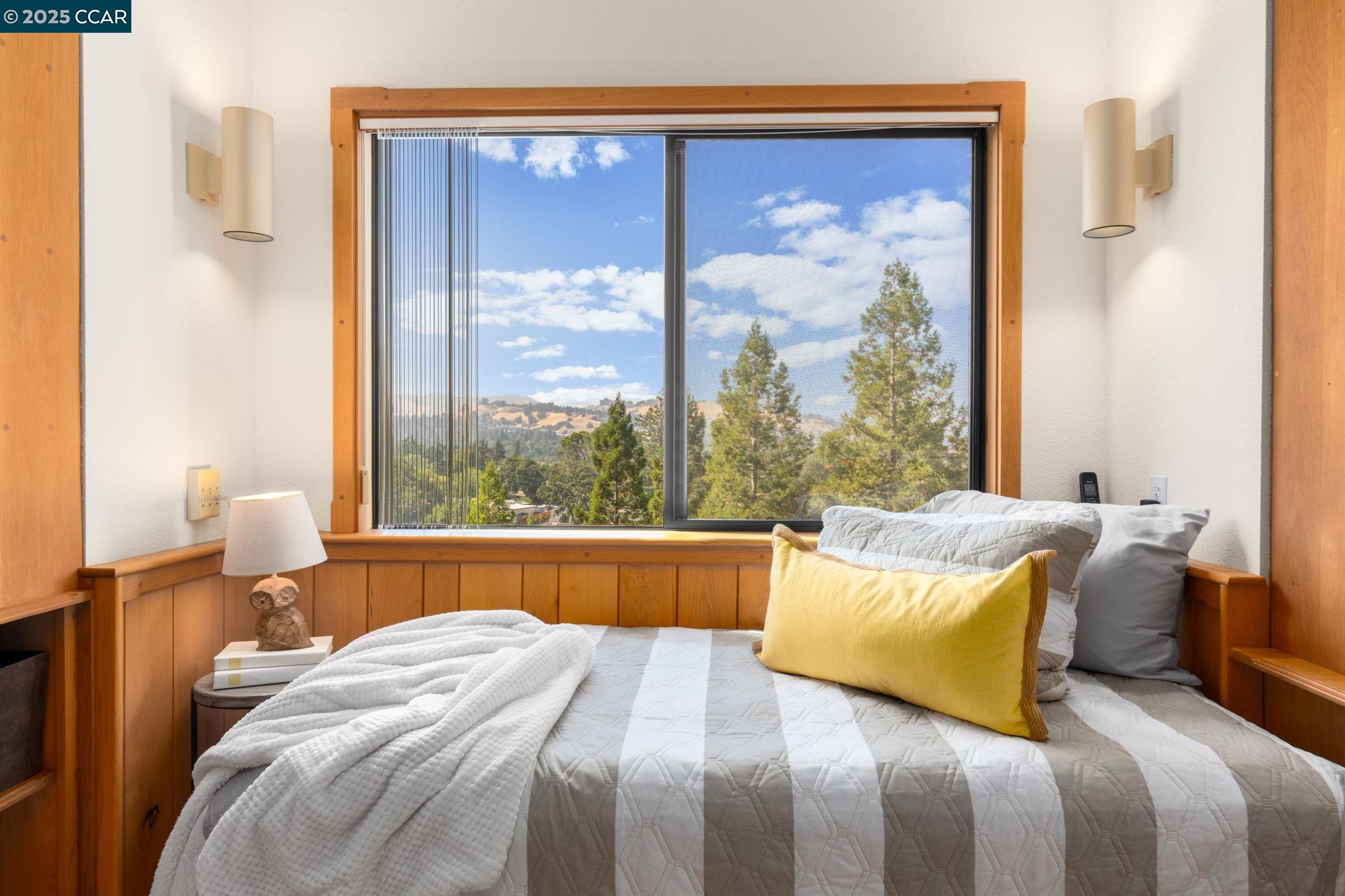 Detail Gallery Image 26 of 38 For 151 Spyrock Ct, Walnut Creek,  CA 94595 - 4 Beds | 2/1 Baths