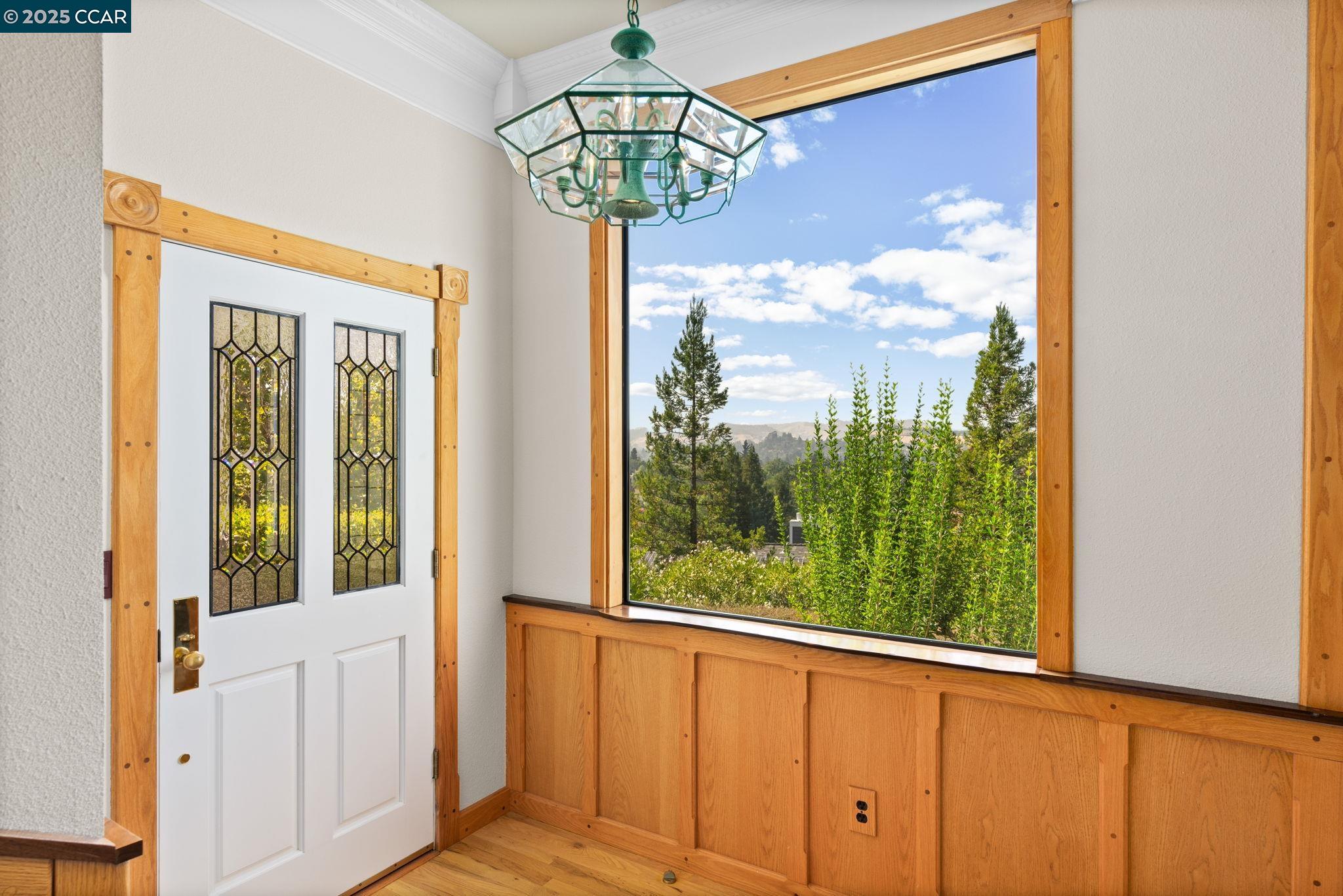 Detail Gallery Image 5 of 38 For 151 Spyrock Ct, Walnut Creek,  CA 94595 - 4 Beds | 2/1 Baths