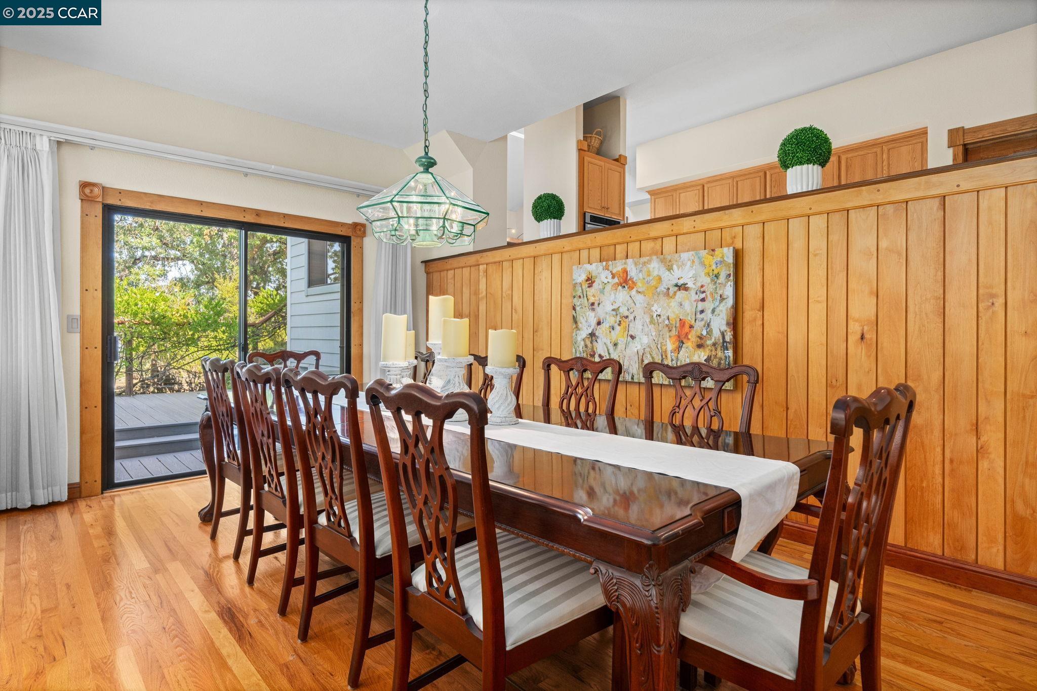 Detail Gallery Image 7 of 38 For 151 Spyrock Ct, Walnut Creek,  CA 94595 - 4 Beds | 2/1 Baths