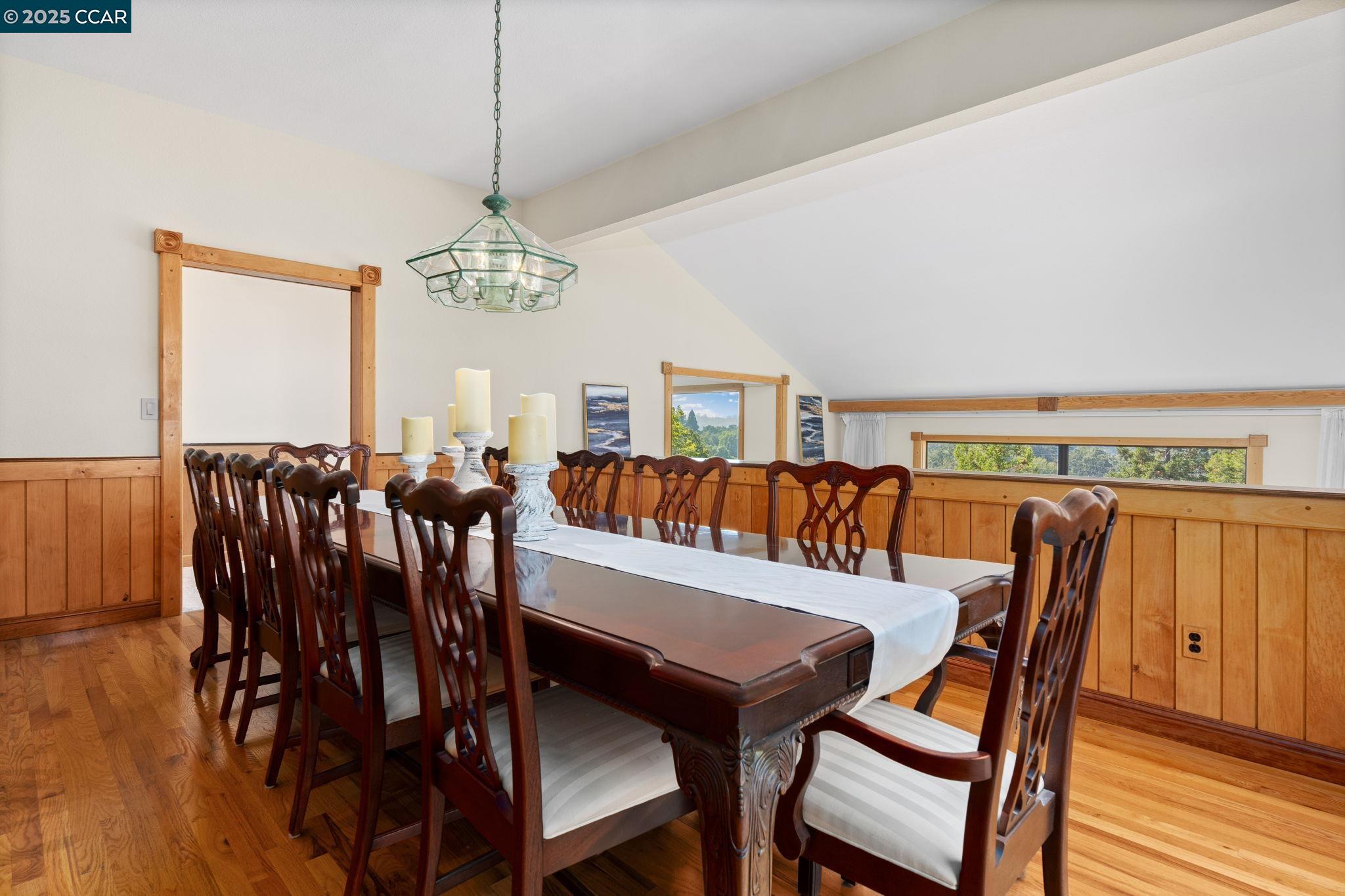 Detail Gallery Image 8 of 38 For 151 Spyrock Ct, Walnut Creek,  CA 94595 - 4 Beds | 2/1 Baths