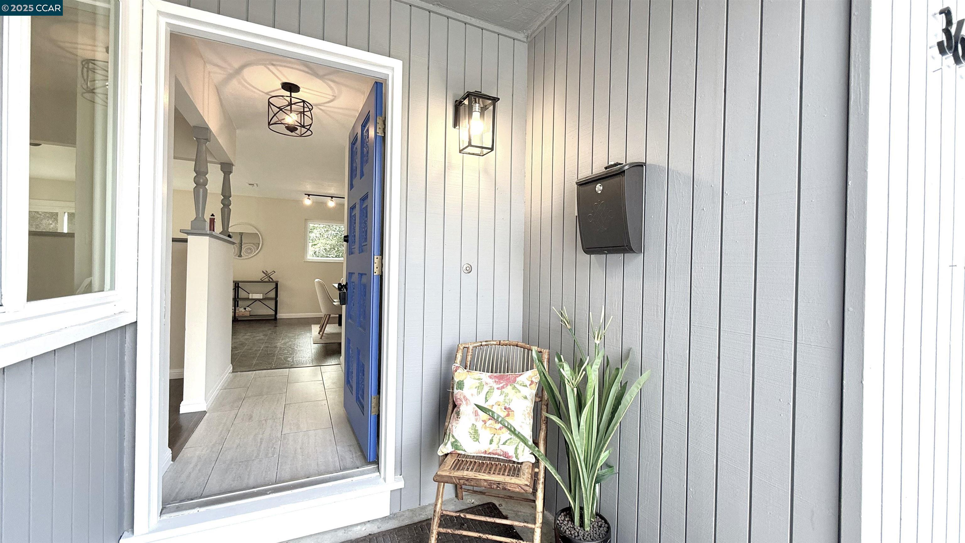 Detail Gallery Image 11 of 60 For 3608 Victor St., Pinole,  CA 94564 - 4 Beds | 2 Baths