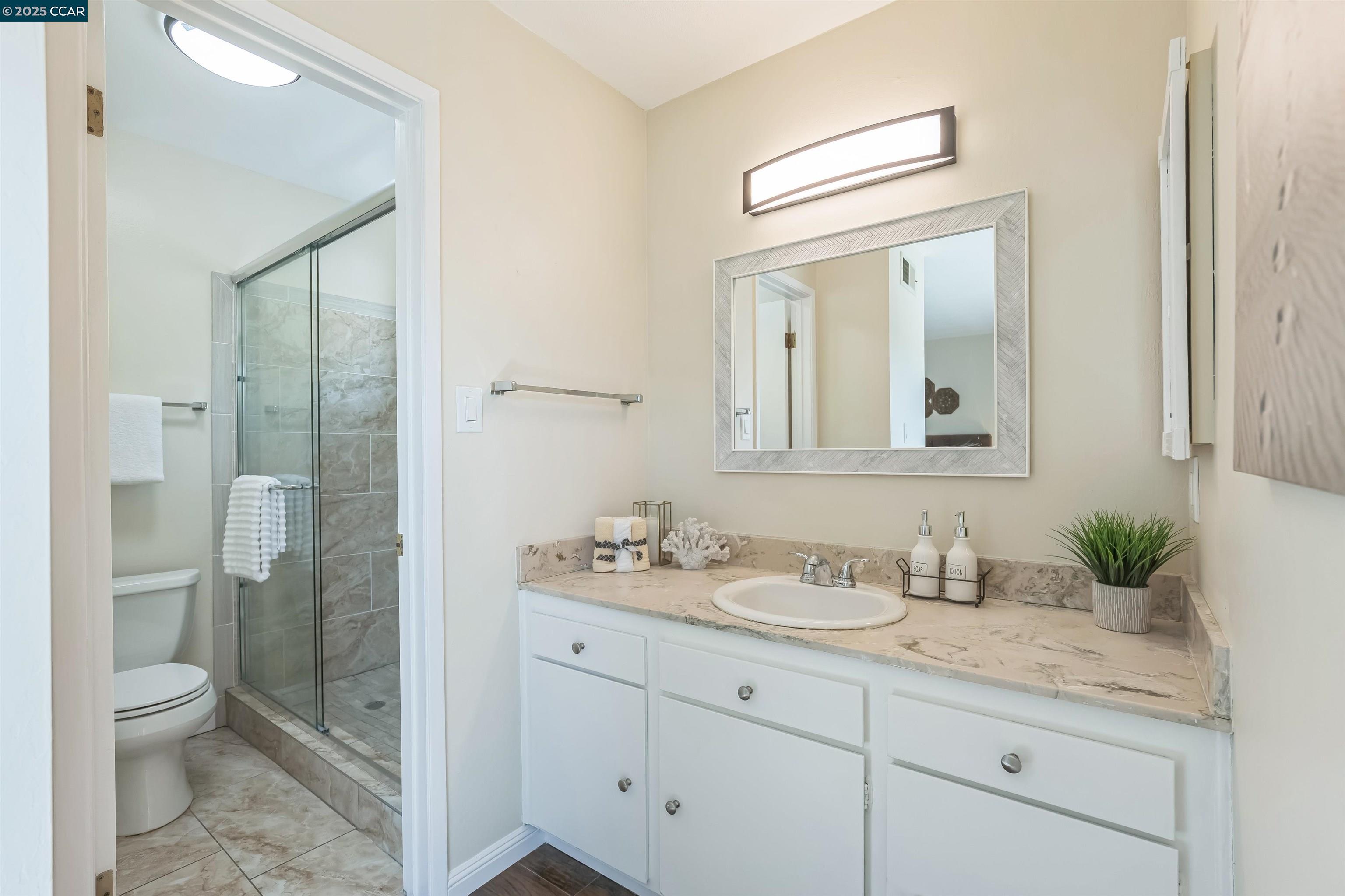 Detail Gallery Image 36 of 60 For 3608 Victor St., Pinole,  CA 94564 - 4 Beds | 2 Baths