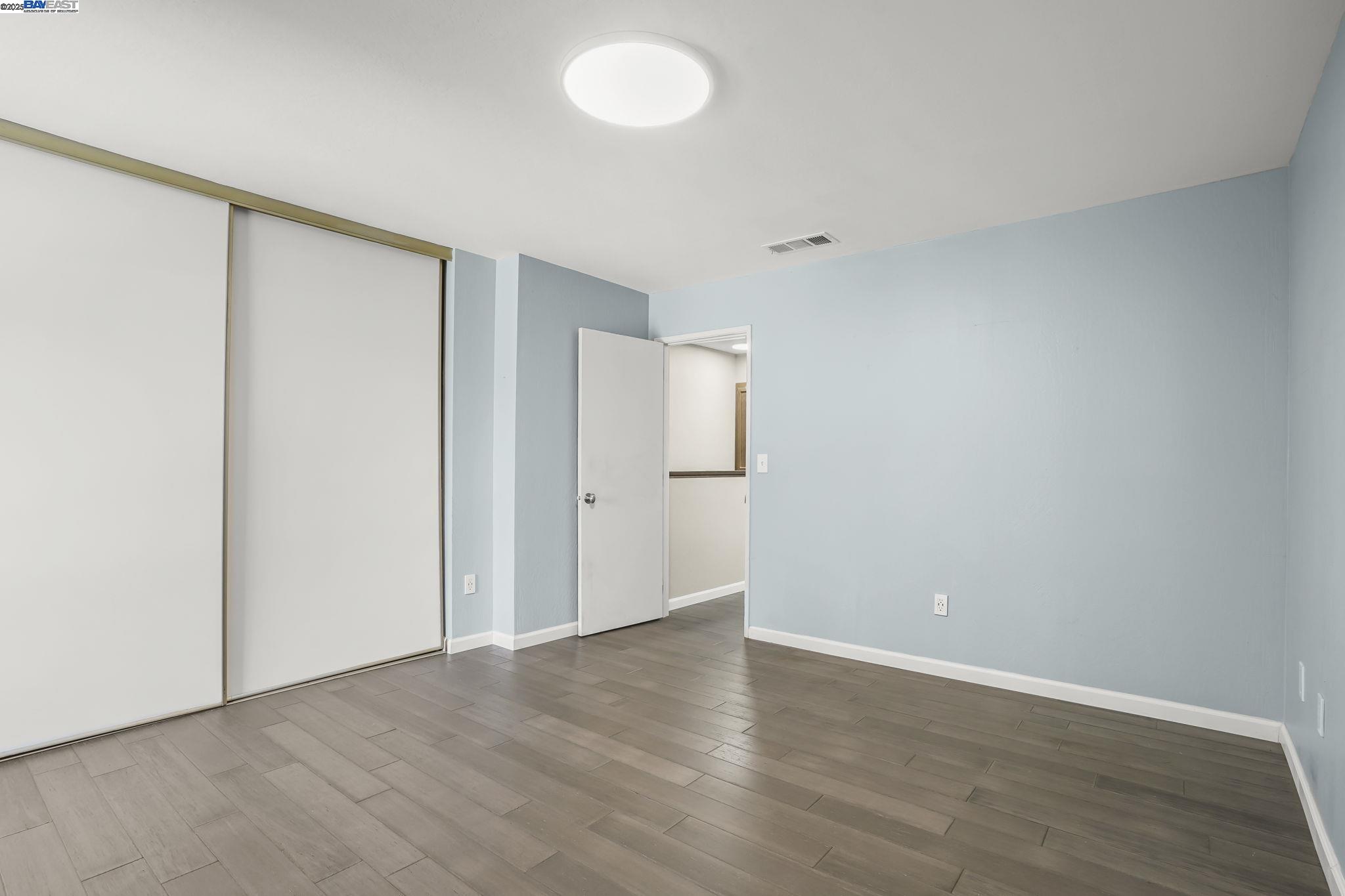 Photo #12: 41104423 Listing: Photo #12
