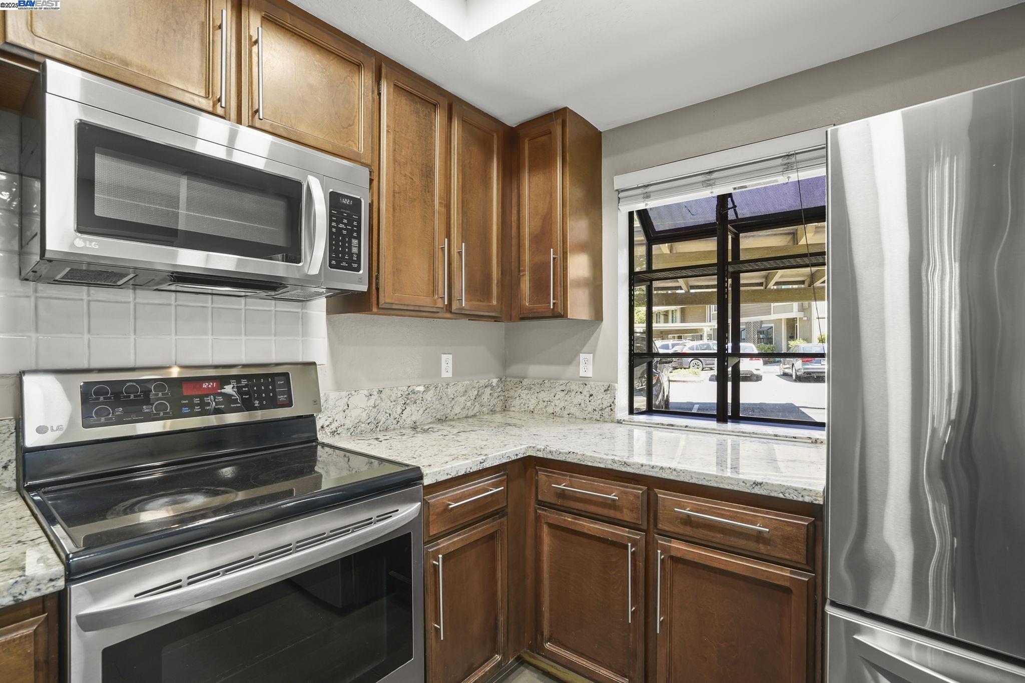 Photo #3: 41104423 Listing 