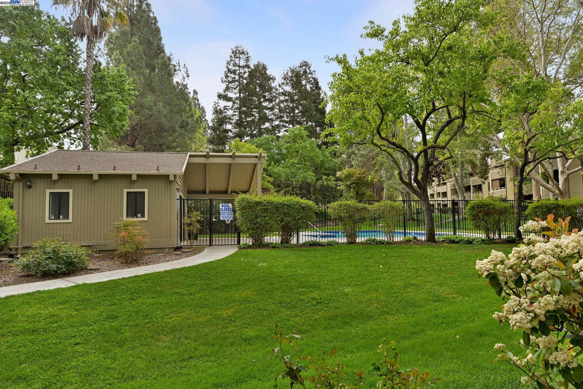 Photo #22: 41104423 Listing: Photo #22
