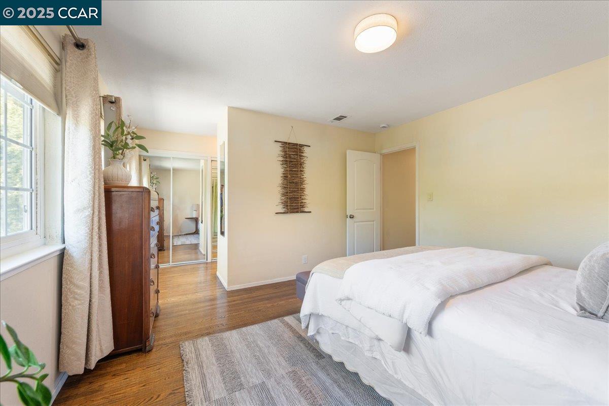 Detail Gallery Image 17 of 35 For 4421 Muirwood Dr, Pleasanton,  CA 94588 - 4 Beds | 2/1 Baths