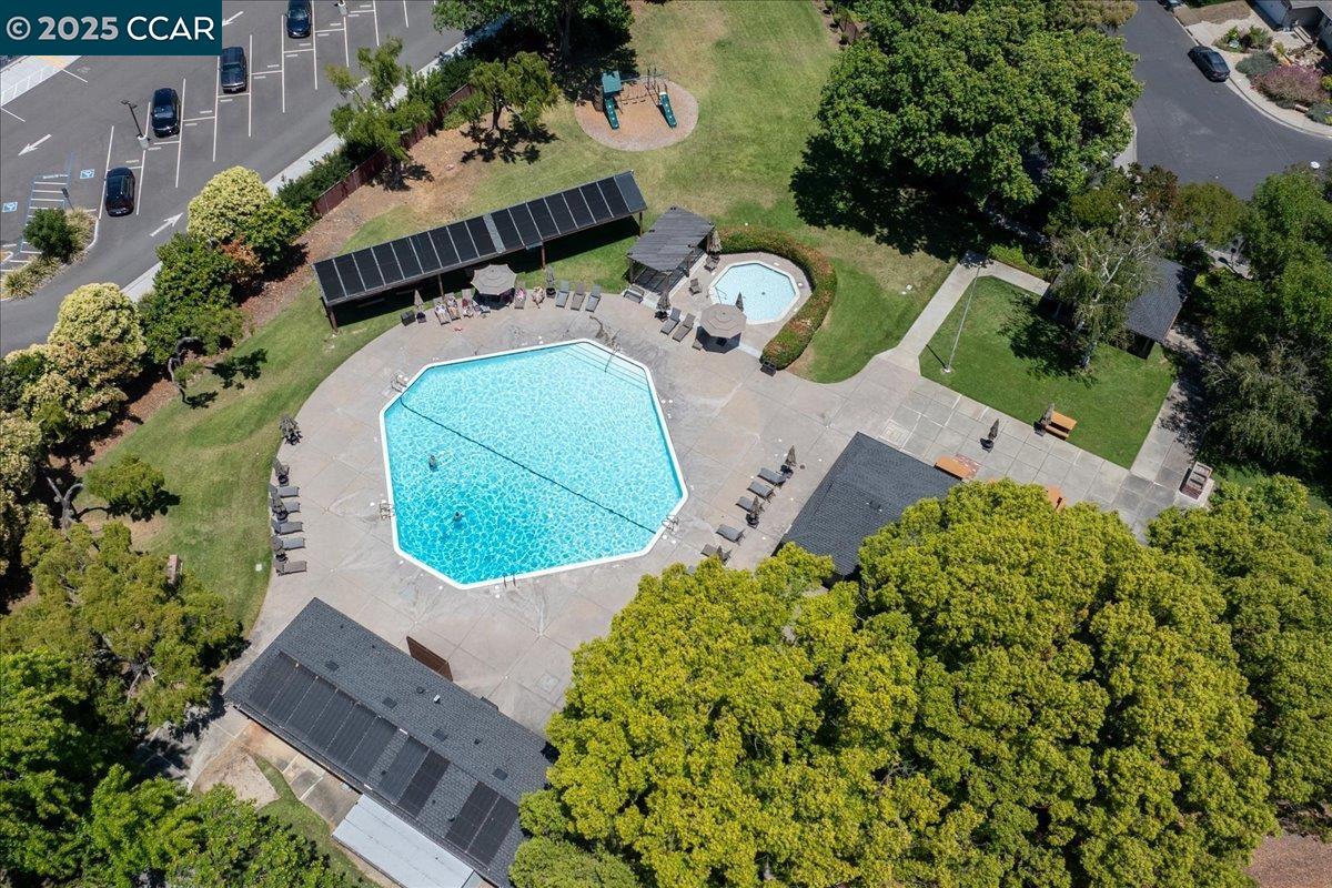 Detail Gallery Image 32 of 35 For 4421 Muirwood Dr, Pleasanton,  CA 94588 - 4 Beds | 2/1 Baths