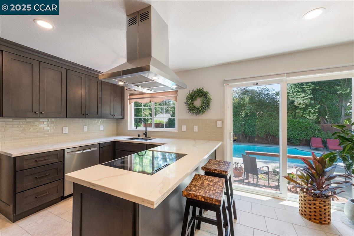 Detail Gallery Image 8 of 35 For 4421 Muirwood Dr, Pleasanton,  CA 94588 - 4 Beds | 2/1 Baths