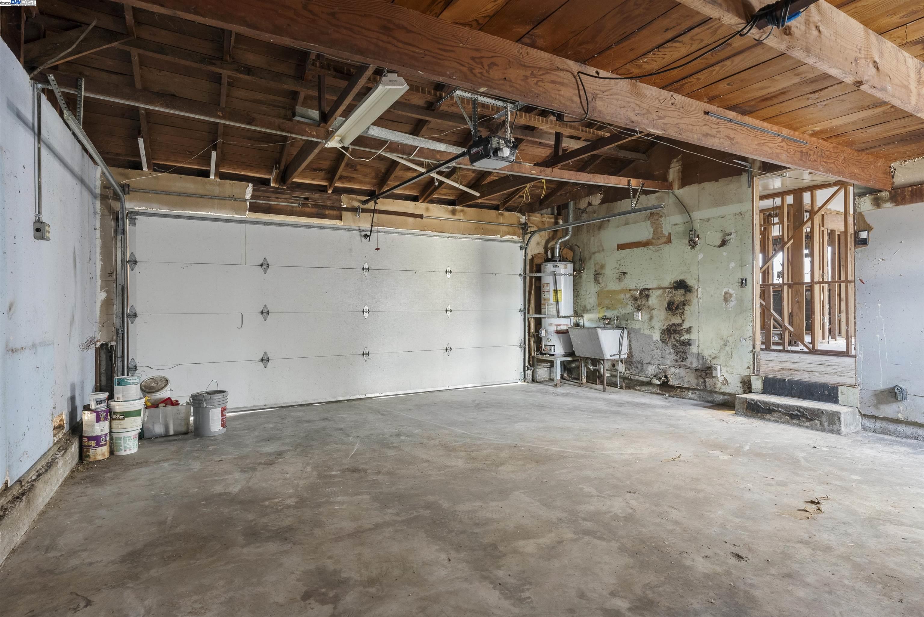 Detail Gallery Image 23 of 26 For 1456 via Hermana, San Lorenzo,  CA 94580 - 3 Beds | 2 Baths