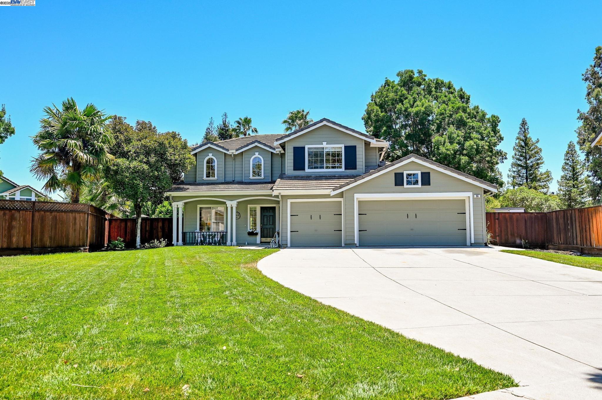 Detail Gallery Image 2 of 49 For 96 Trixie Dr, Livermore,  CA 94550 - 4 Beds | 3 Baths