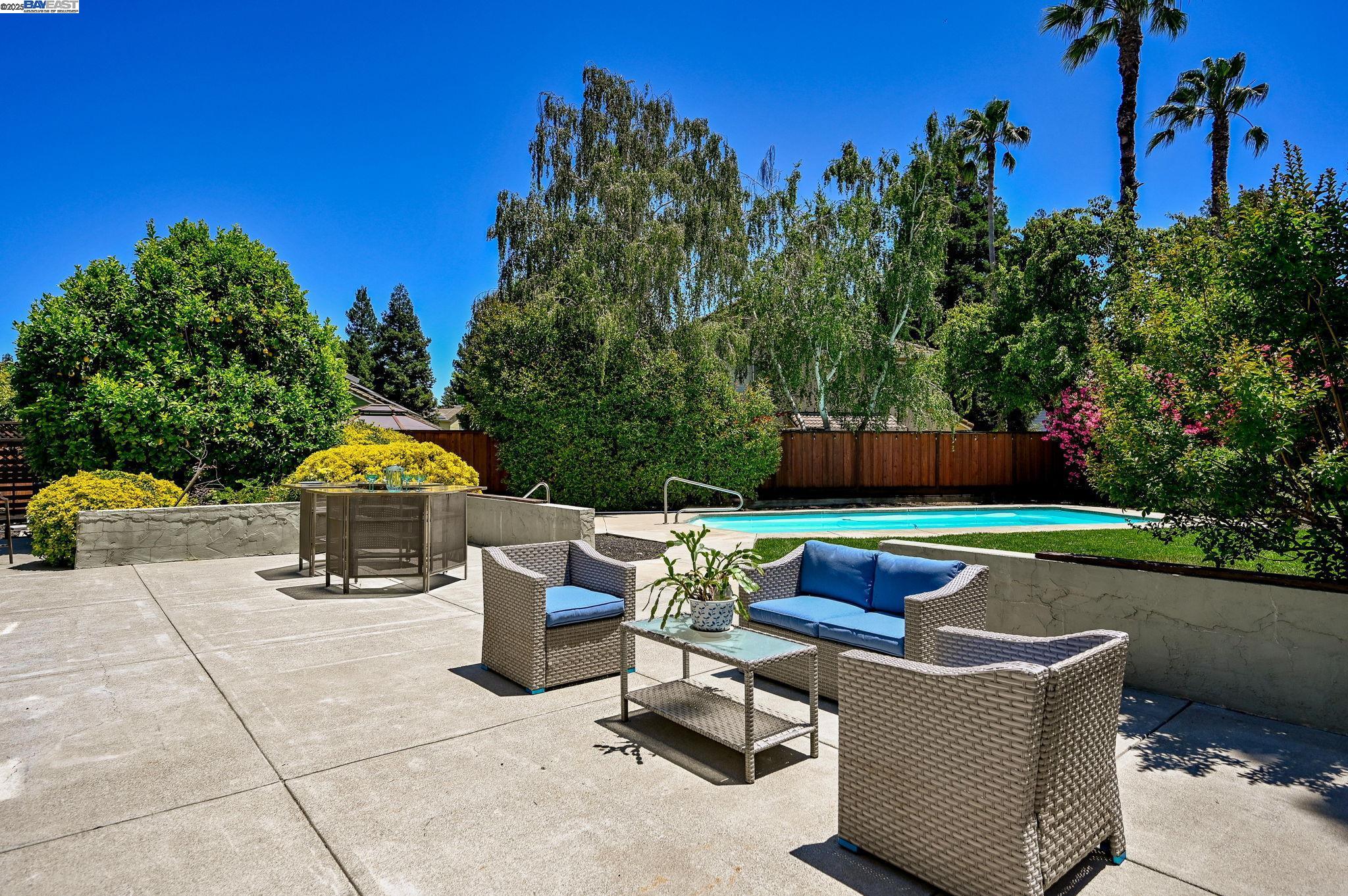 Detail Gallery Image 34 of 49 For 96 Trixie Dr, Livermore,  CA 94550 - 4 Beds | 3 Baths
