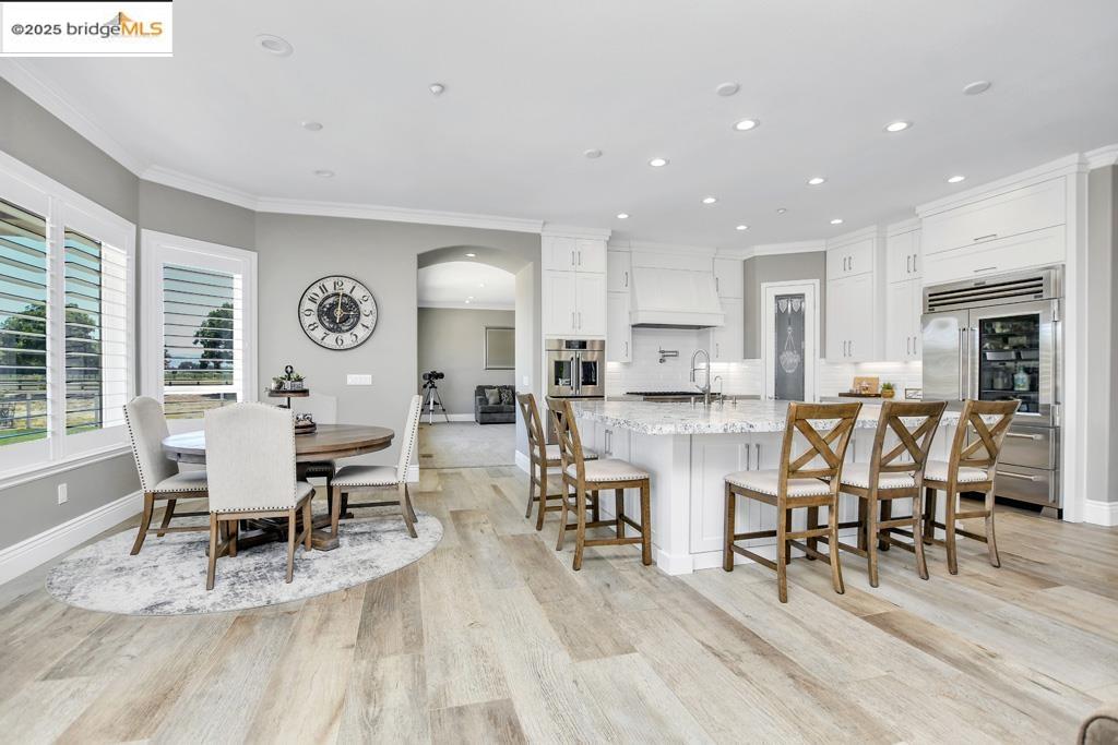 Detail Gallery Image 30 of 58 For 430 Ellisa Ln, Brentwood,  CA 94513 - 4 Beds | 5/1 Baths