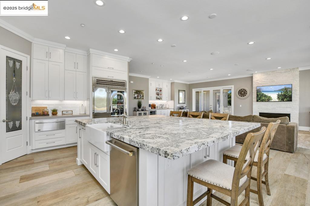 Detail Gallery Image 33 of 58 For 430 Ellisa Ln, Brentwood,  CA 94513 - 4 Beds | 5/1 Baths