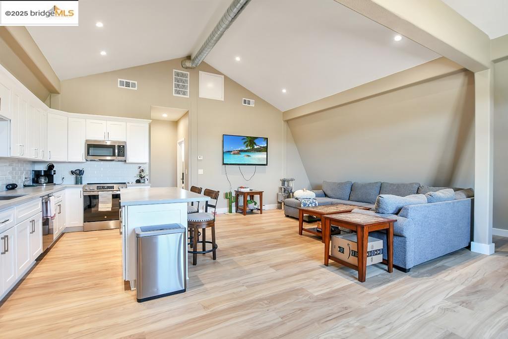 Detail Gallery Image 49 of 58 For 430 Ellisa Ln, Brentwood,  CA 94513 - 4 Beds | 5/1 Baths