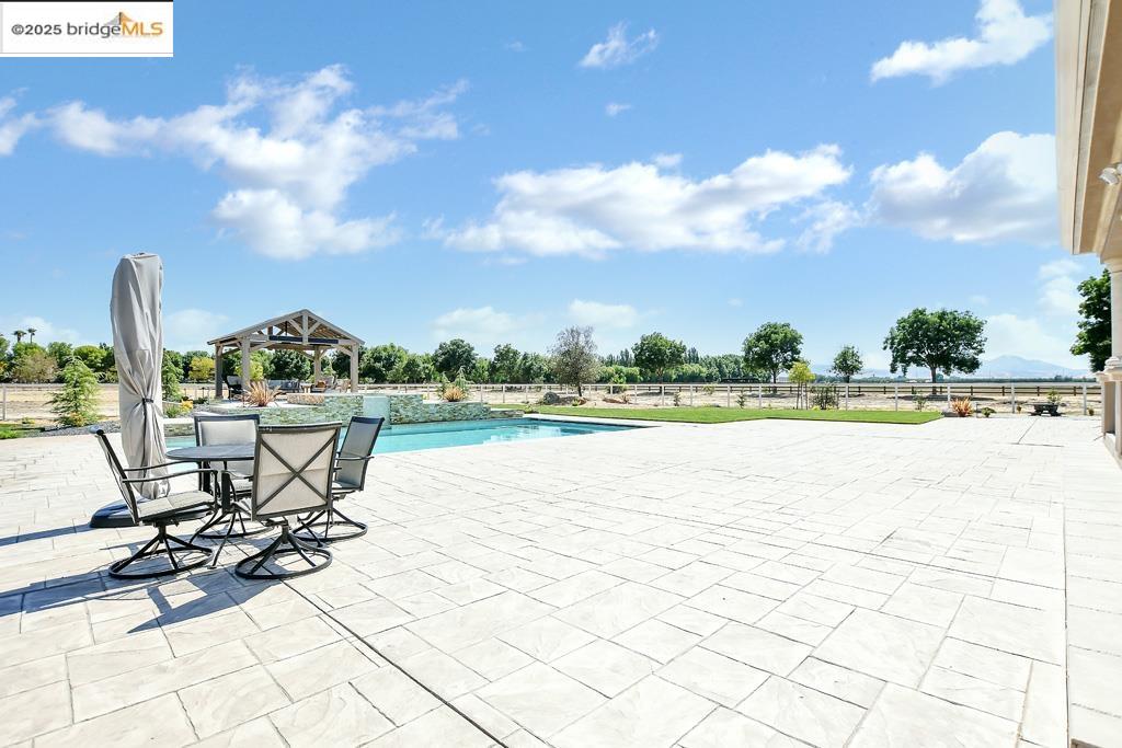 Detail Gallery Image 53 of 58 For 430 Ellisa Ln, Brentwood,  CA 94513 - 4 Beds | 5/1 Baths