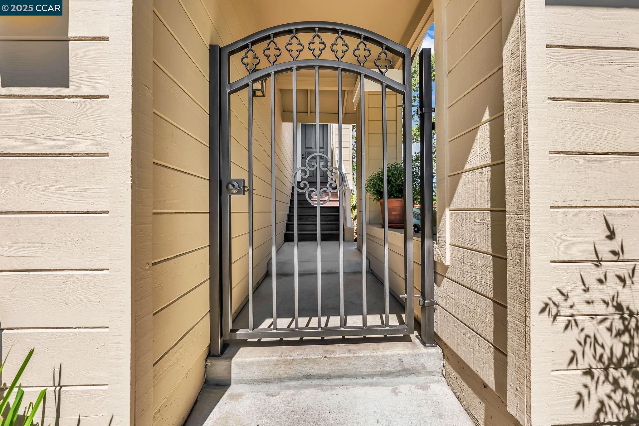 Detail Gallery Image 3 of 56 For 1618 Brush Creek Place, Danville,  CA 94526-5622 - 3 Beds | 2 Baths