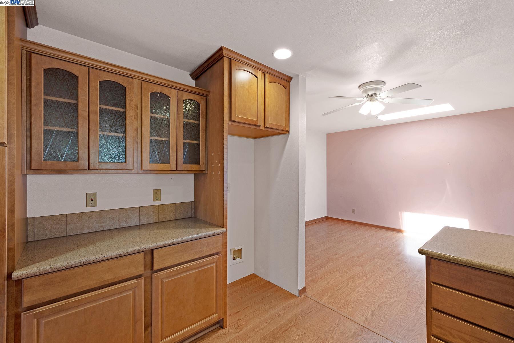 Detail Gallery Image 10 of 32 For 426 El Caminito, Livermore,  CA 94550 - 4 Beds | 2 Baths
