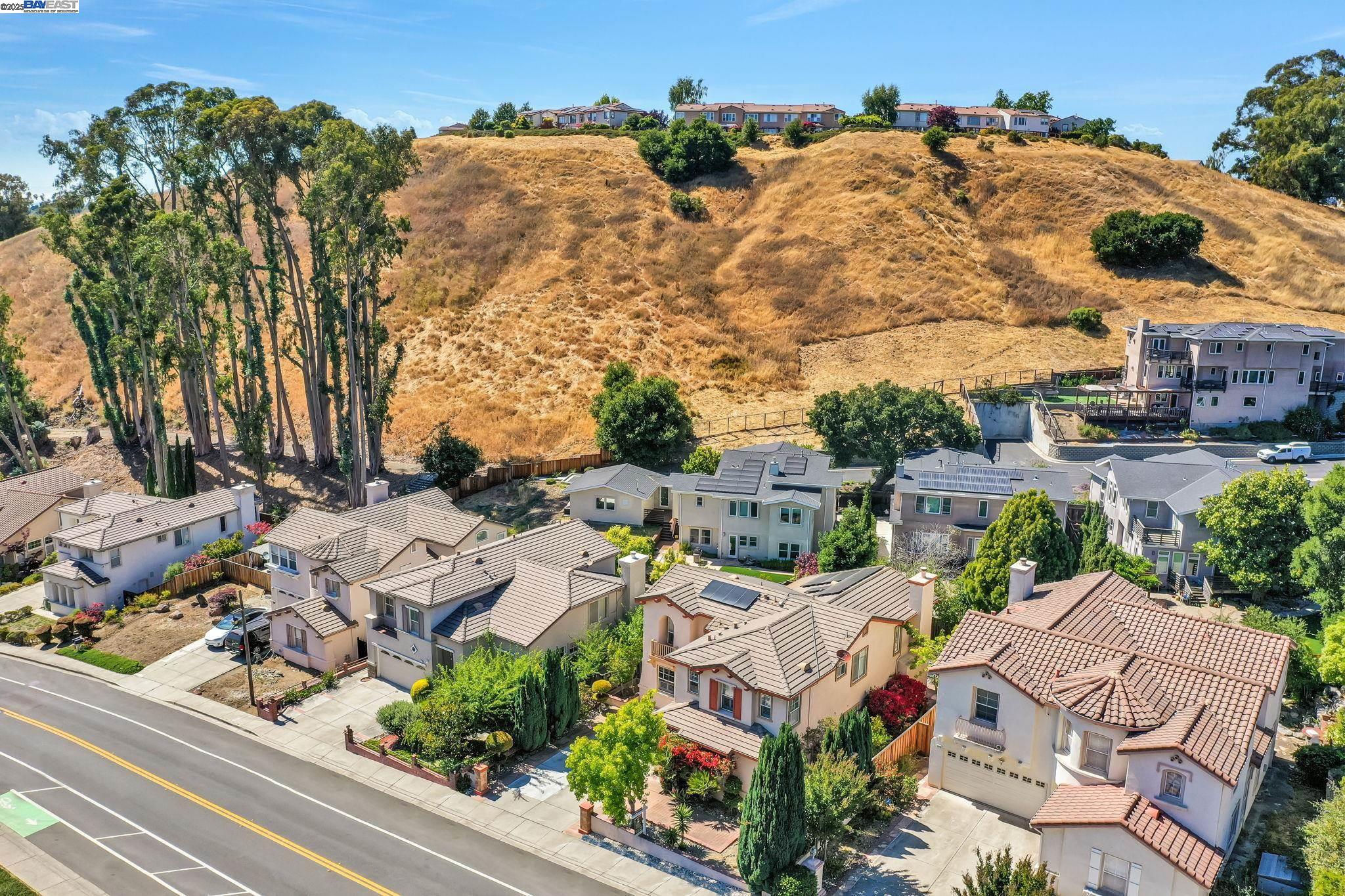 Detail Gallery Image 43 of 48 For 7450 Villareal Dr, Castro Valley,  CA 94552 - 5 Beds | 3 Baths