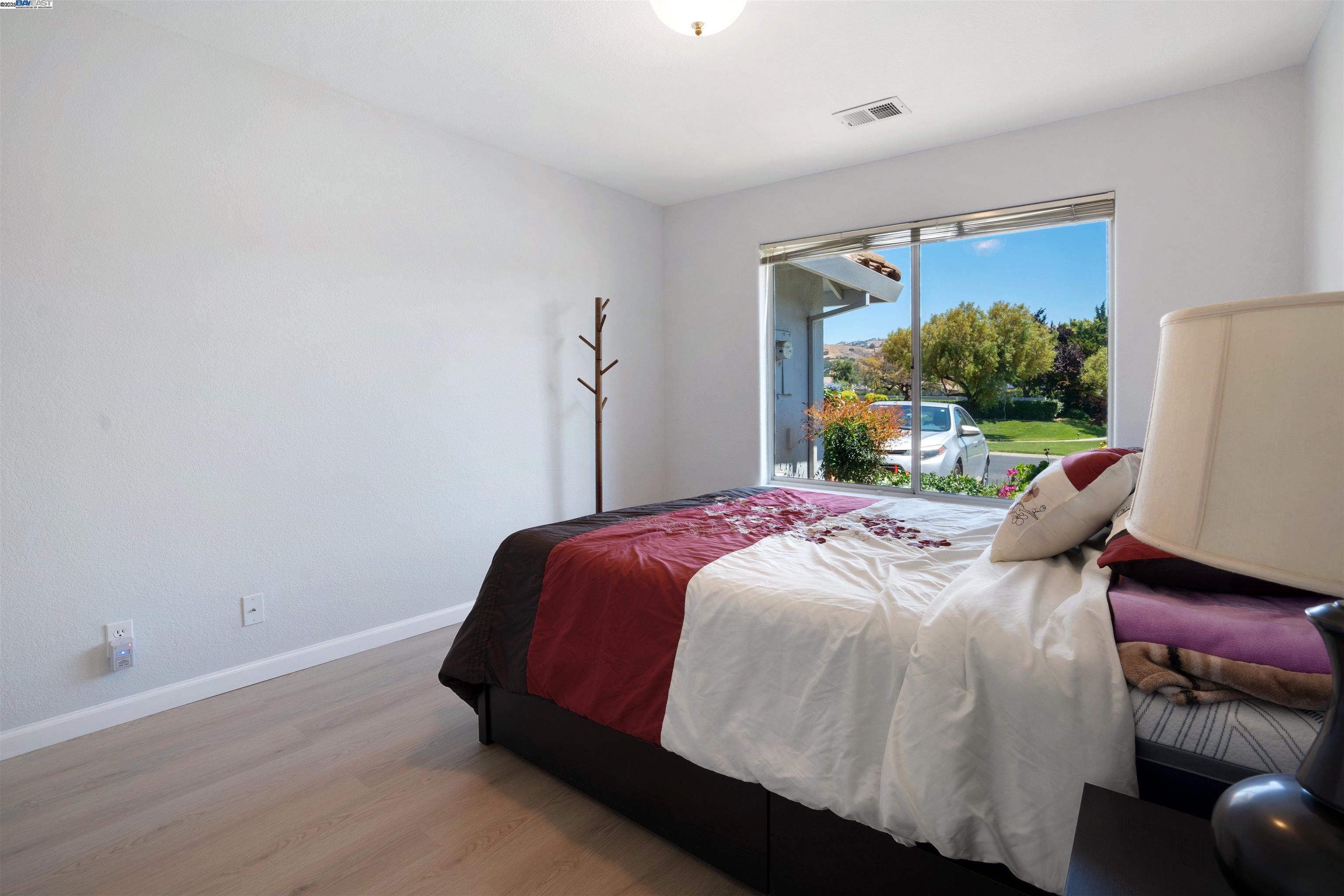 Detail Gallery Image 14 of 33 For 16935 Sugar Pine Dr, Morgan Hill,  CA 95037 - 2 Beds | 1/1 Baths