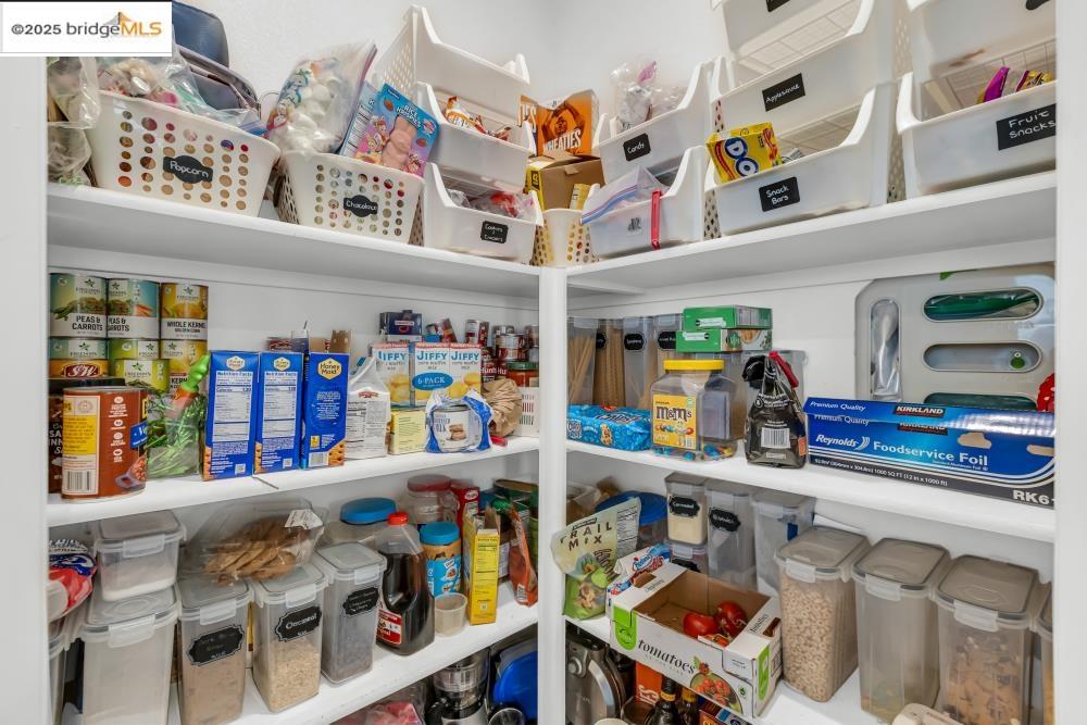 Detail Gallery Image 19 of 56 For 5313 Pebble Banks Way, Sacramento,  CA 95835 - 3 Beds | 2/1 Baths