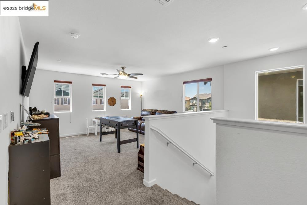 Detail Gallery Image 20 of 56 For 5313 Pebble Banks Way, Sacramento,  CA 95835 - 3 Beds | 2/1 Baths