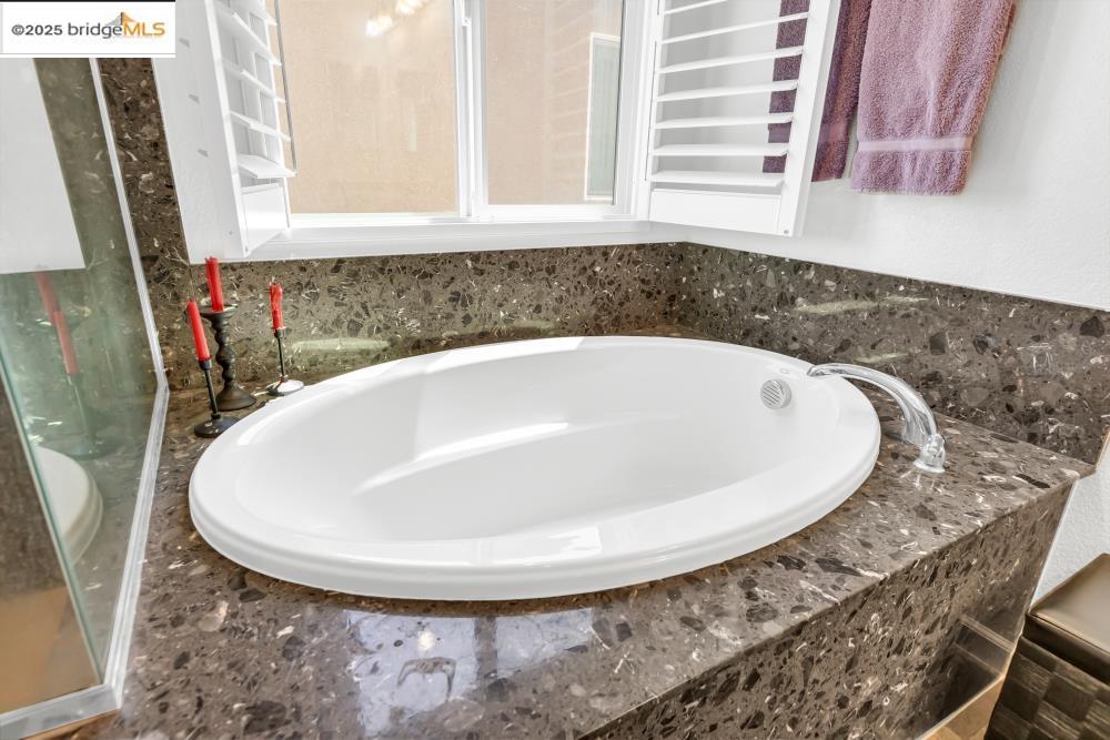 Detail Gallery Image 30 of 56 For 5313 Pebble Banks Way, Sacramento,  CA 95835 - 3 Beds | 2/1 Baths