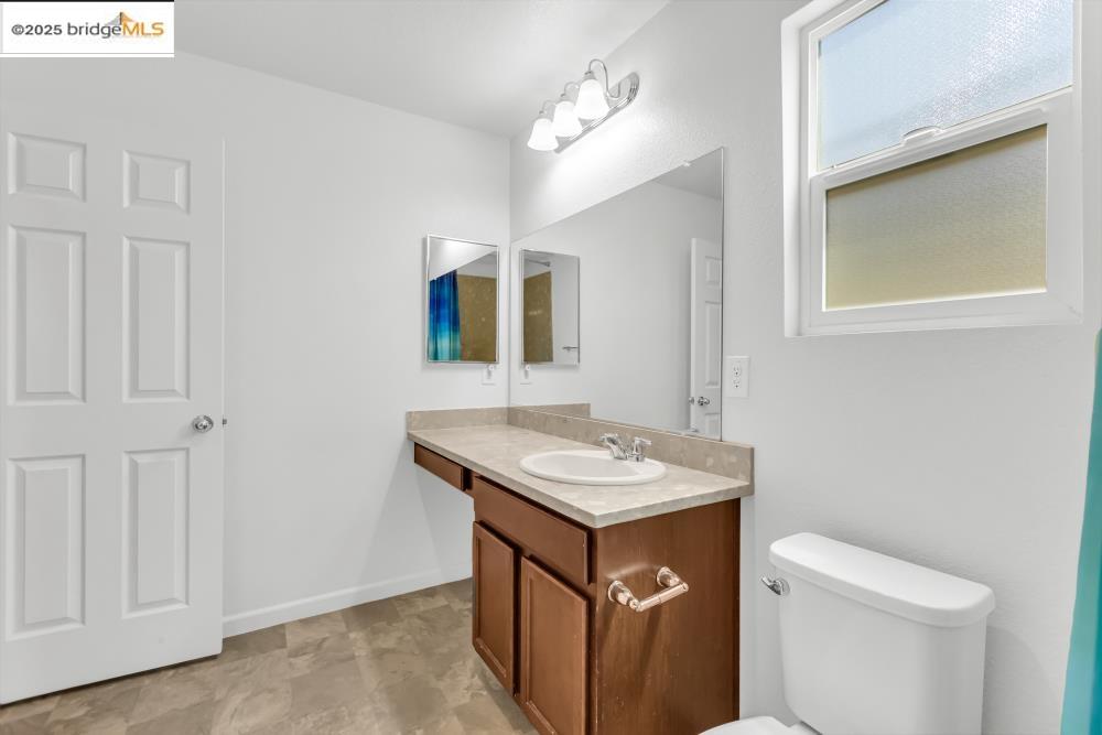 Detail Gallery Image 37 of 56 For 5313 Pebble Banks Way, Sacramento,  CA 95835 - 3 Beds | 2/1 Baths