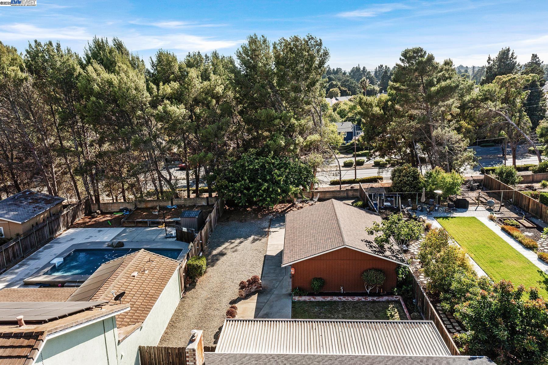 Detail Gallery Image 31 of 38 For 36055 Easterday Way, Fremont,  CA 94536 - 3 Beds | 2 Baths