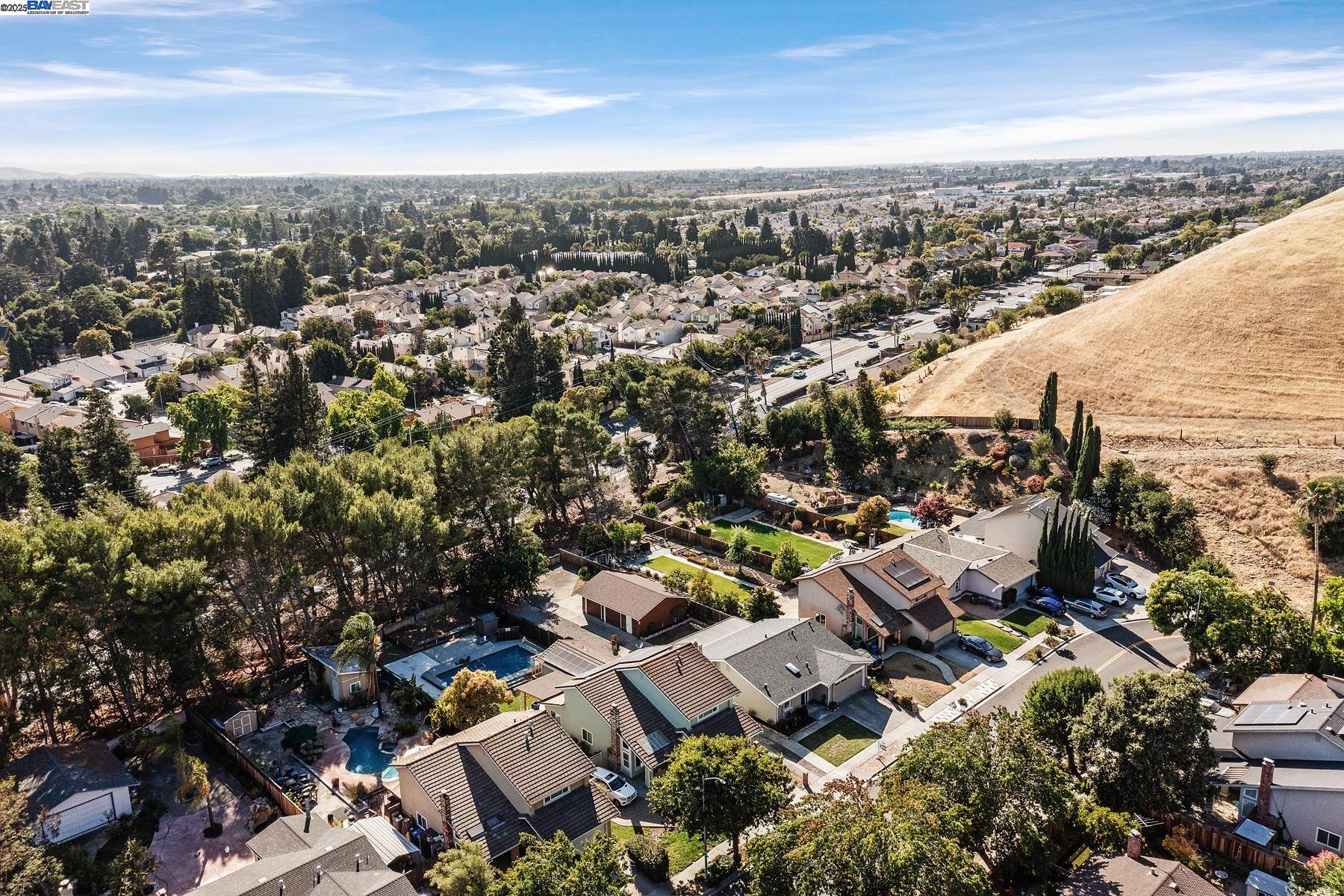 Detail Gallery Image 33 of 38 For 36055 Easterday Way, Fremont,  CA 94536 - 3 Beds | 2 Baths