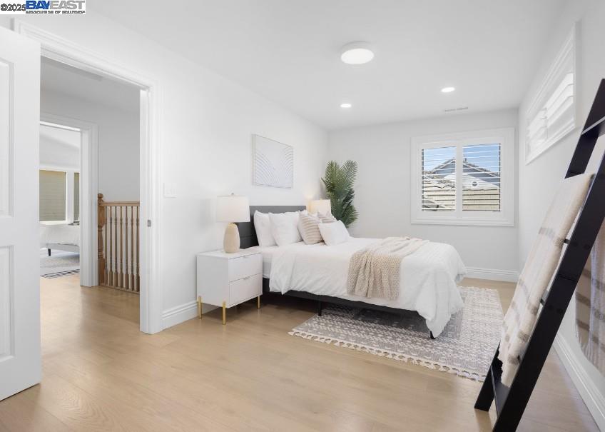 Detail Gallery Image 31 of 49 For 21 Ross Rd, Alameda,  CA 94502 - 3 Beds | 3/1 Baths