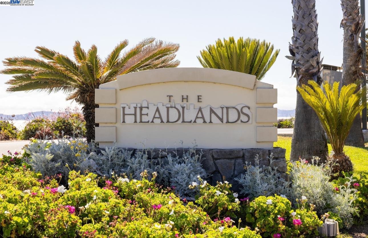 Detail Gallery Image 43 of 49 For 21 Ross Rd, Alameda,  CA 94502 - 3 Beds | 3/1 Baths