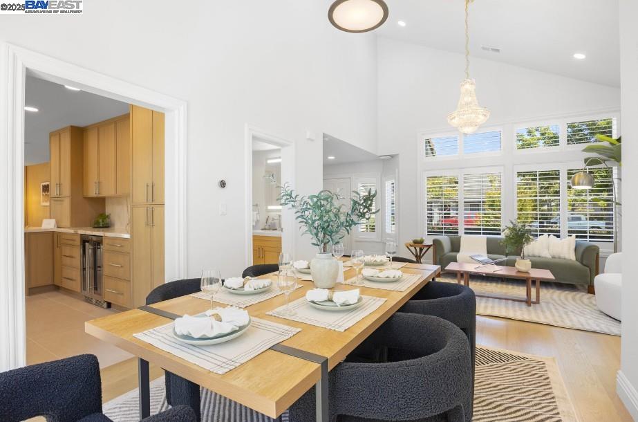 Detail Gallery Image 7 of 49 For 21 Ross Rd, Alameda,  CA 94502 - 3 Beds | 3/1 Baths