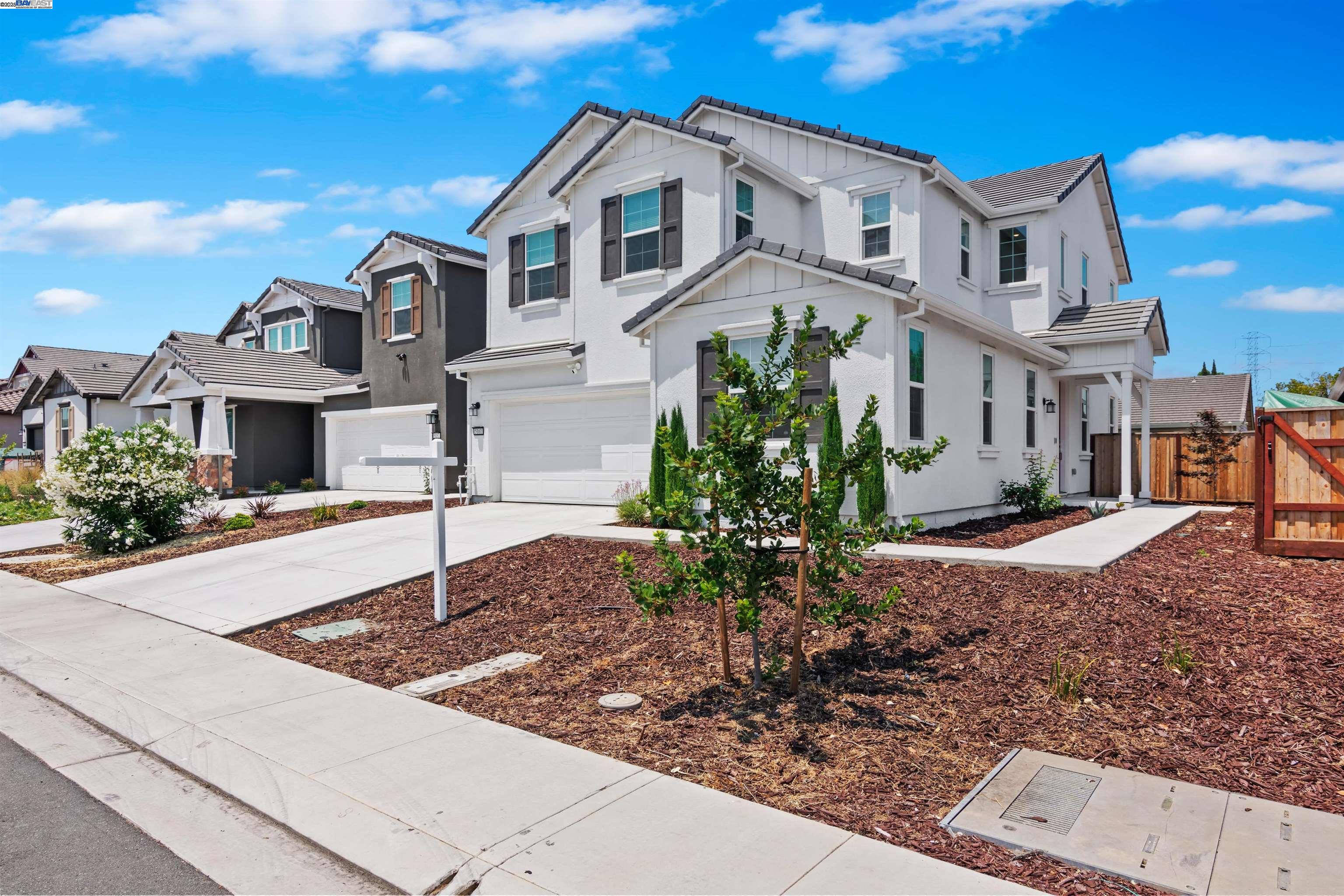 Detail Gallery Image 2 of 35 For 5161 Maniago Way, Antioch,  CA 94531 - 5 Beds | 3 Baths