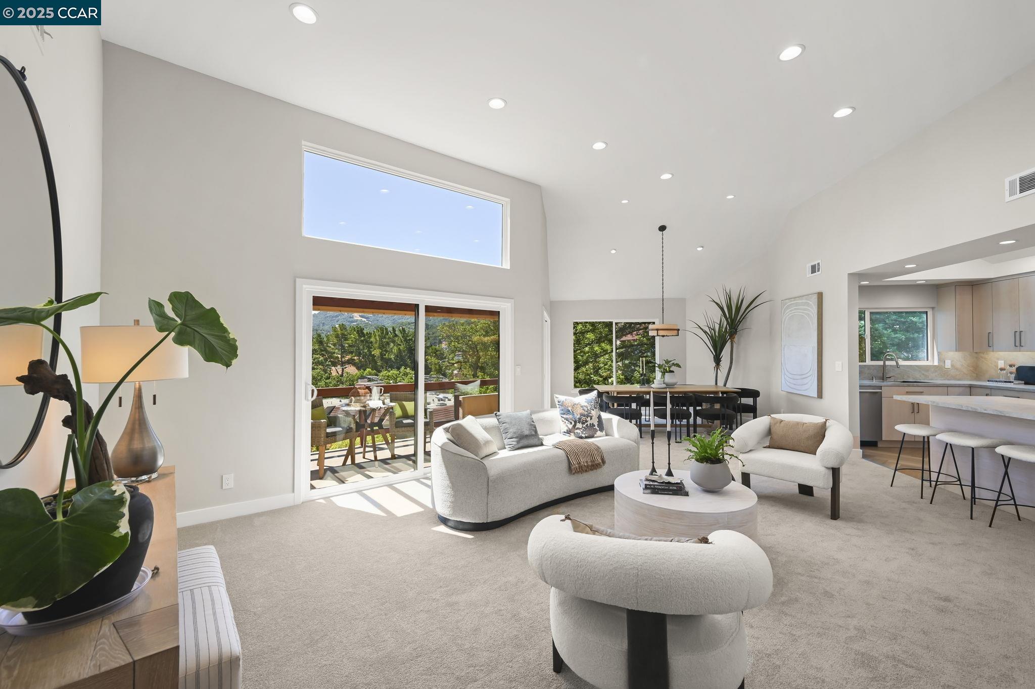 Photo #2: 41104445 Listing 