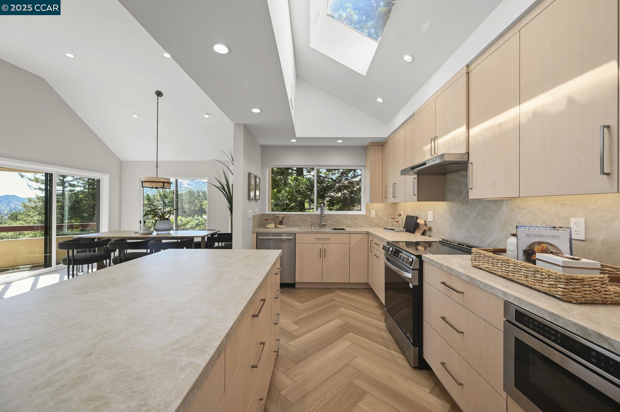 Photo #4: 41104445 Listing 