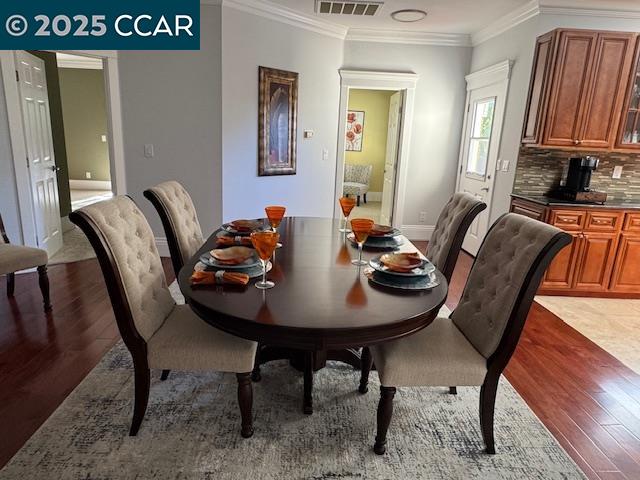 Detail Gallery Image 9 of 39 For 2527 Buena Vista Ave, Walnut Creek,  CA 94597 - 4 Beds | 3/1 Baths