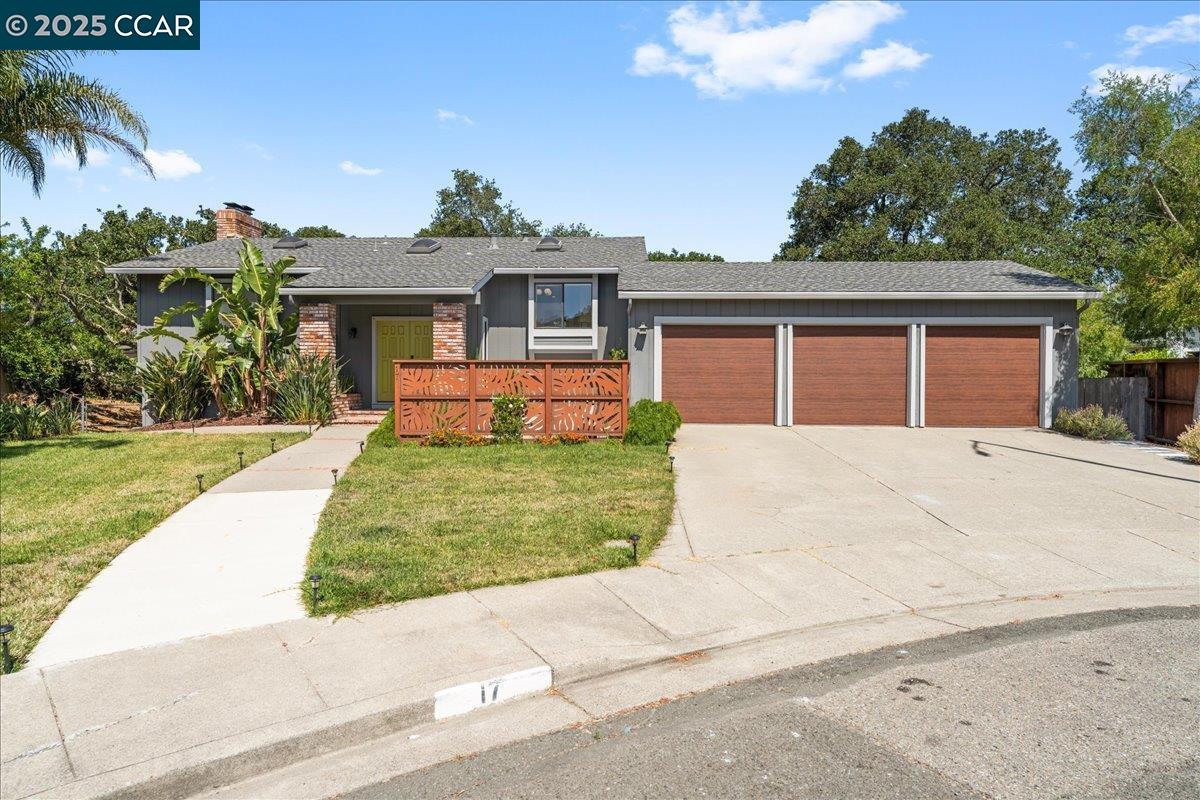 Detail Gallery Image 2 of 60 For 17 Powder Bowl Ct, Richmond,  CA 94803 - 4 Beds | 2/1 Baths