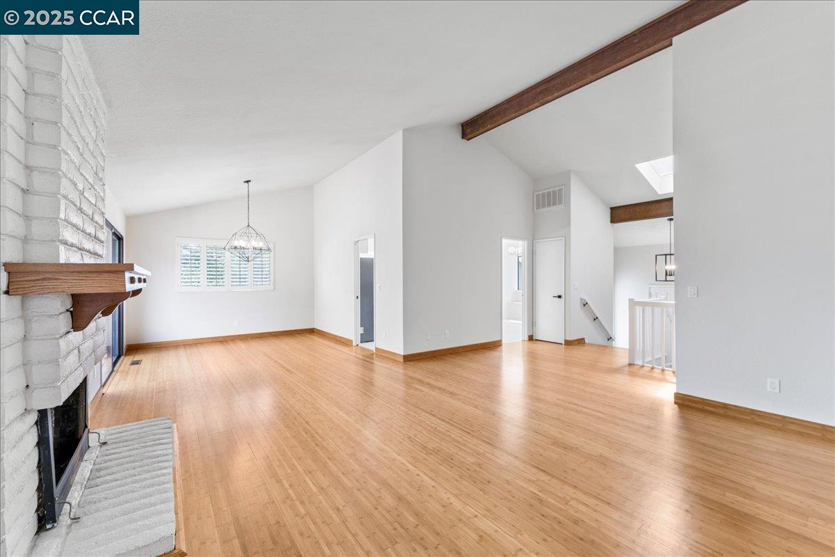 Detail Gallery Image 12 of 60 For 17 Powder Bowl Ct, Richmond,  CA 94803 - 4 Beds | 2/1 Baths
