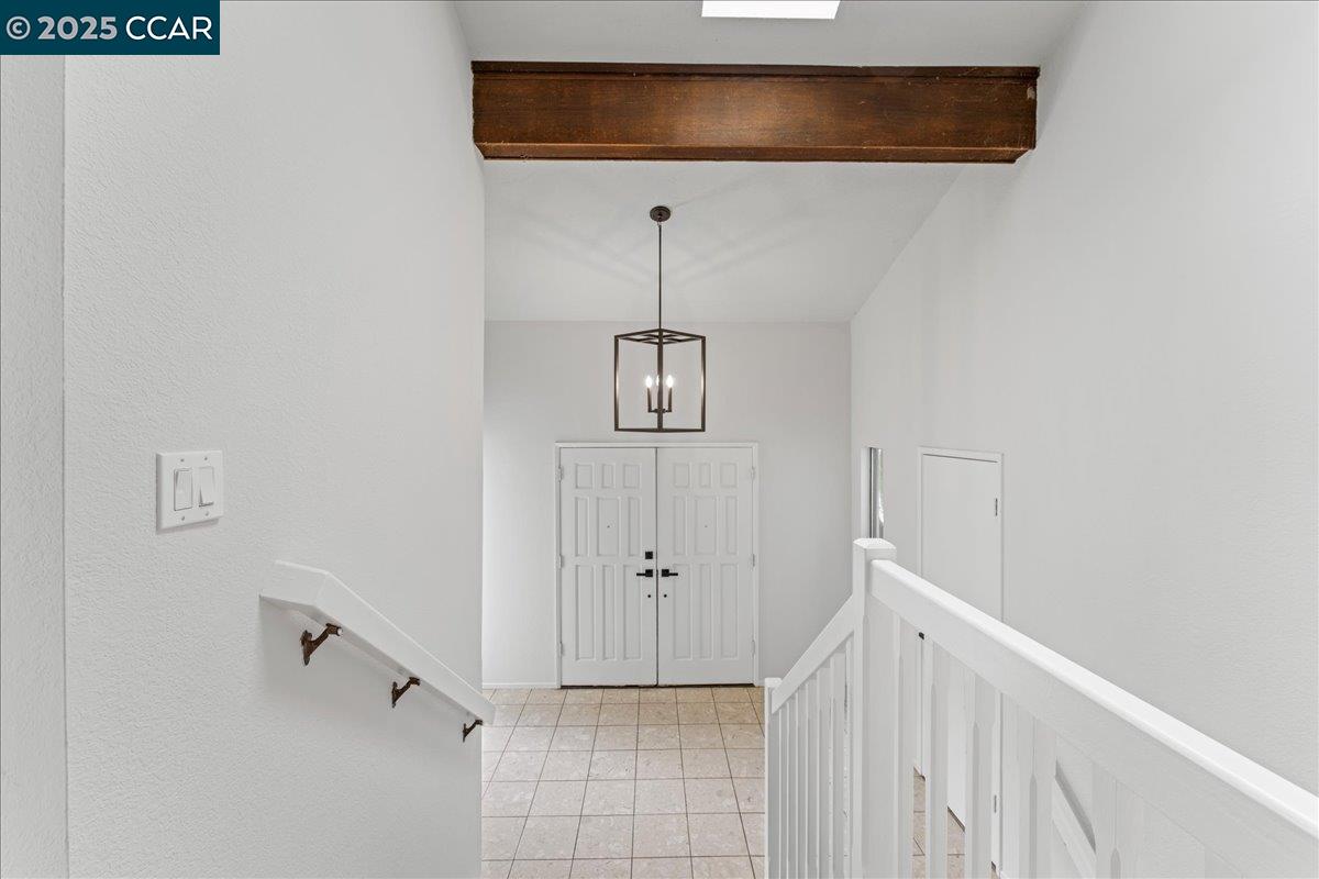 Detail Gallery Image 4 of 60 For 17 Powder Bowl Ct, Richmond,  CA 94803 - 4 Beds | 2/1 Baths