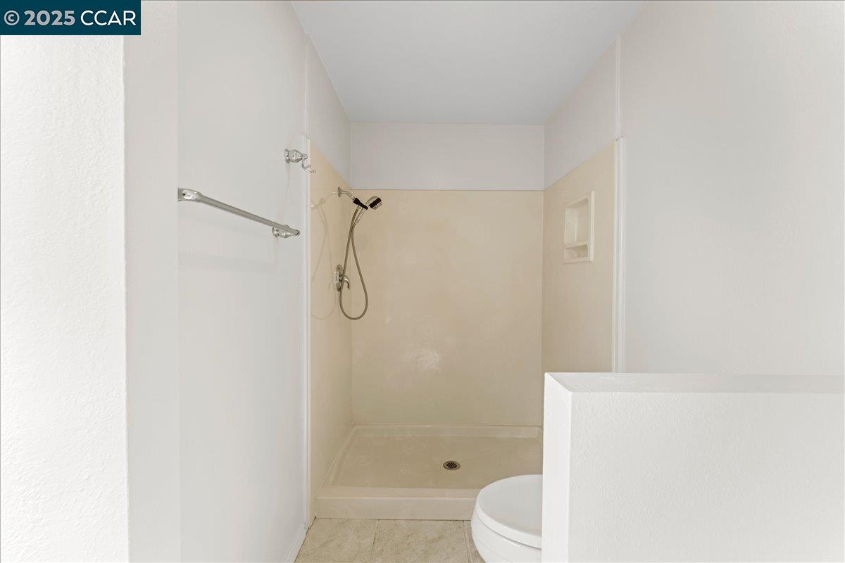 Detail Gallery Image 32 of 60 For 17 Powder Bowl Ct, Richmond,  CA 94803 - 4 Beds | 2/1 Baths