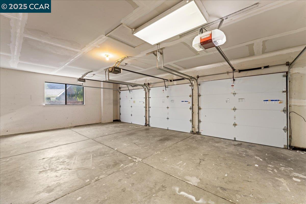 Detail Gallery Image 59 of 60 For 17 Powder Bowl Ct, Richmond,  CA 94803 - 4 Beds | 2/1 Baths