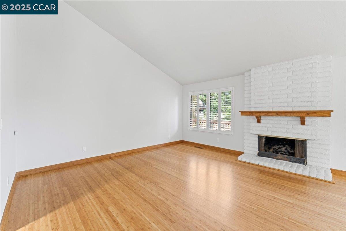 Detail Gallery Image 8 of 60 For 17 Powder Bowl Ct, Richmond,  CA 94803 - 4 Beds | 2/1 Baths