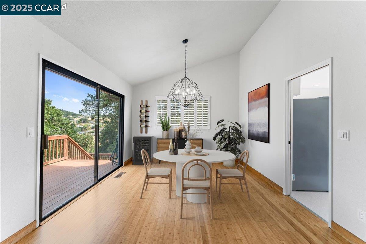 Detail Gallery Image 10 of 60 For 17 Powder Bowl Ct, Richmond,  CA 94803 - 4 Beds | 2/1 Baths