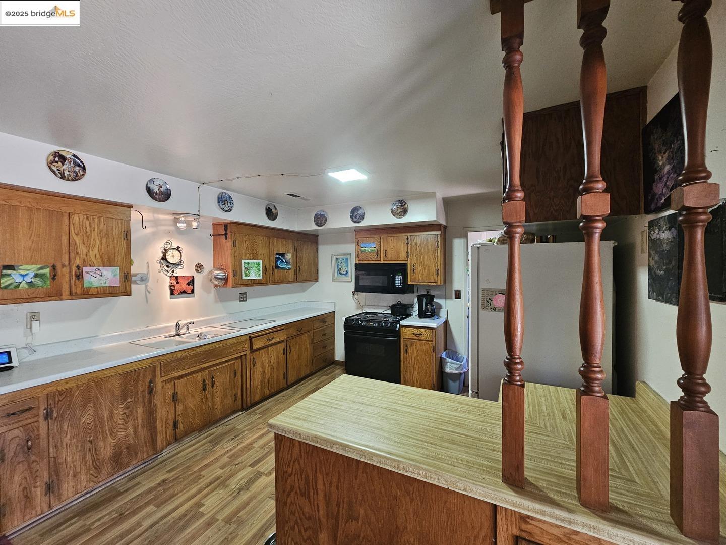 Detail Gallery Image 3 of 7 For 327 Calaveras Way, Sonora,  CA 95370 - 3 Beds | 2 Baths