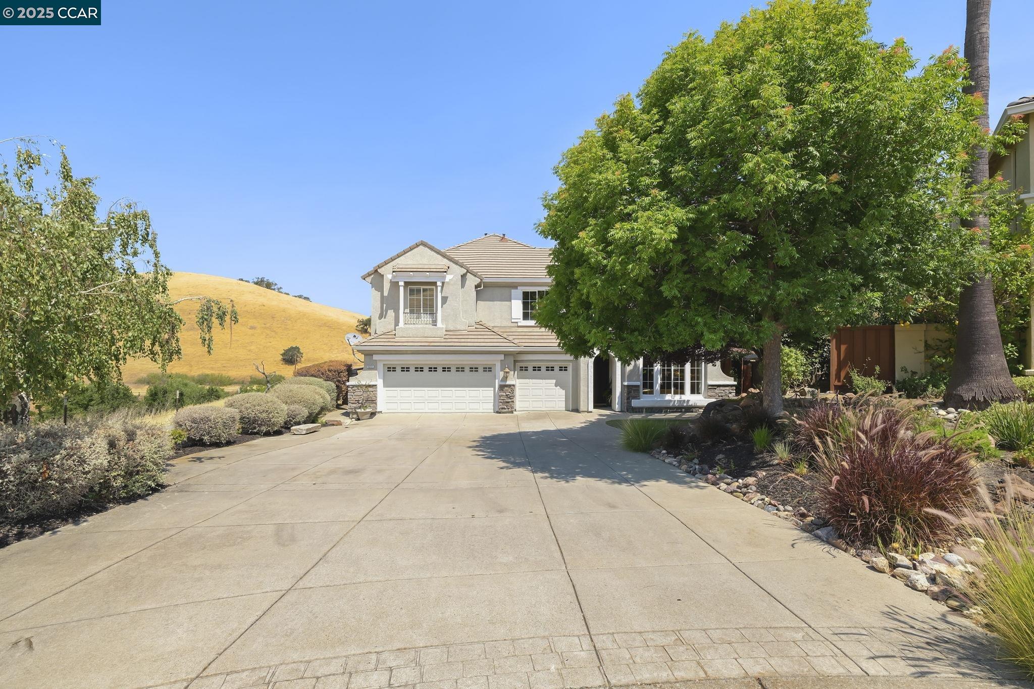 Detail Gallery Image 2 of 60 For 5351 Aspenwood Ct, Concord,  CA 94521 - 4 Beds | 3/1 Baths
