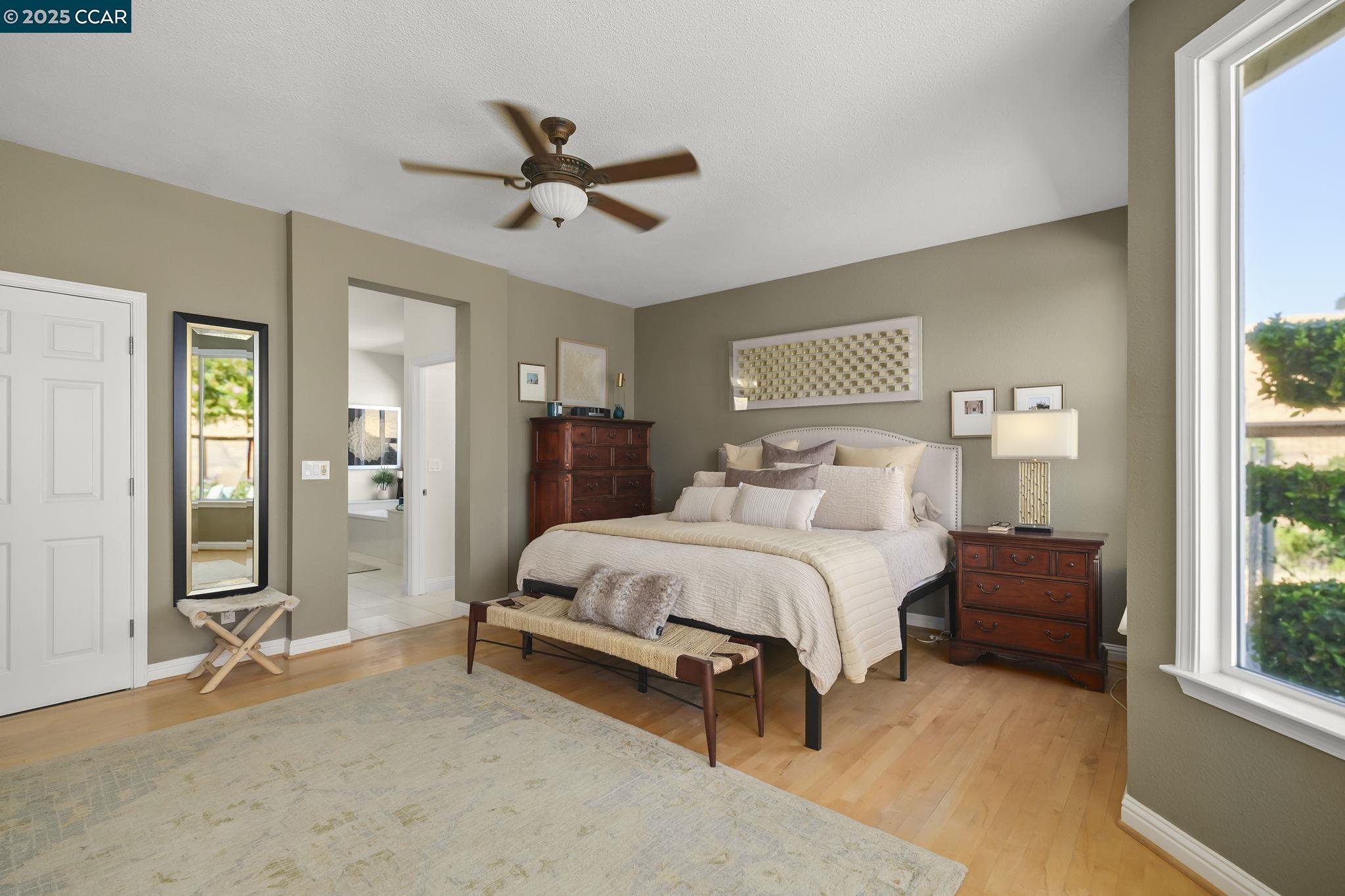 Detail Gallery Image 24 of 60 For 5351 Aspenwood Ct, Concord,  CA 94521 - 4 Beds | 3/1 Baths